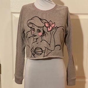 Little Mermaid Graphic Print Crop Top Sweatshirt